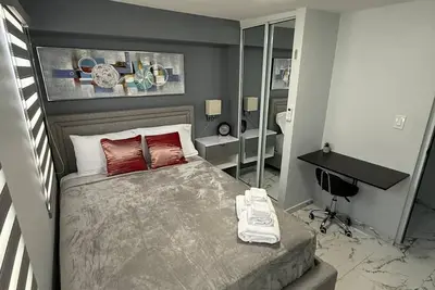 Cozy, centrally located, family-friendly apt