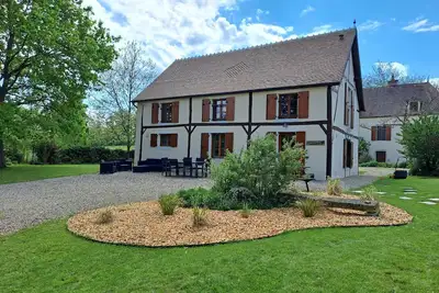 Image de La grange, gîte au calme. Piscine privative chauffée. Animaux accepté.