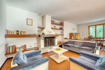 Image de GuestHost - The Wisteria Flat x4