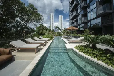 Image de Elegant 1br apartment with shared pool and gym