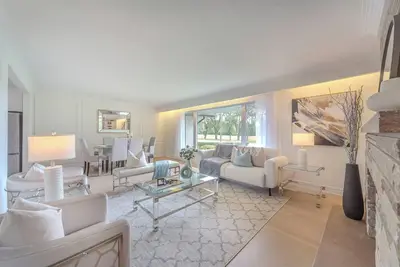 Image de Stunning Brand New 5br Home!