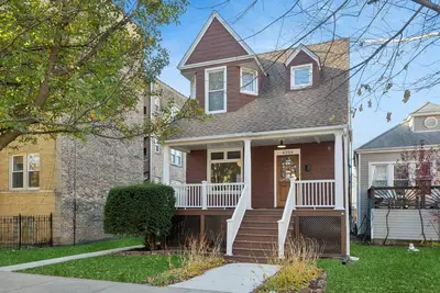 Image de Giant 5-Bedroom Home w/ Pool Table, 15 Min to Wrigley & Downtown