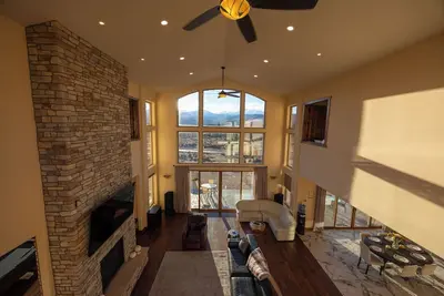 Image de Pleasant Valley Mansion in South Reno