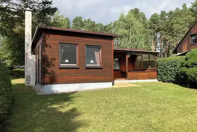 Image de 2025/26 renovated cozy wooden house at Fleesensee near the harbor