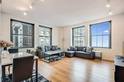 Image de Downtown Chicago Stay with Free In & Out Parking 1