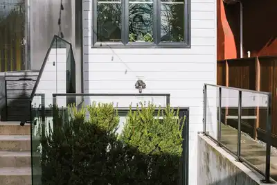 Image de Bright & Cozy Kitsilano Suite | Walk to Beach