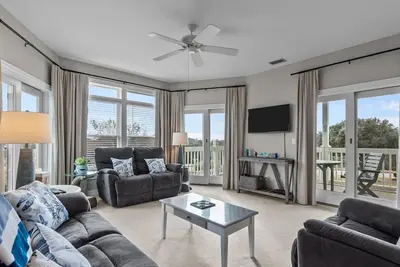 Image de 1821 - Sweet Summertime: Cozy 2br condo in Corolla's Soundside, perfect for 6 guests.