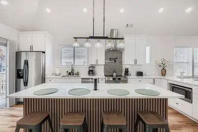 Image de East Atlanta Village 5 Bedroom Retreat