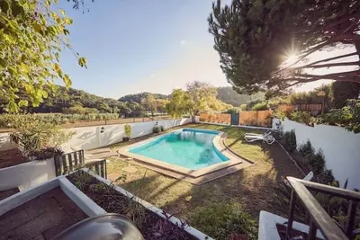 Image de Barefoot Guesthouse – A Warm, Spacious Hideaway in the Ribeira d’Ilhas Valley