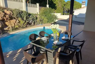 Image de Jolie Villa à deux pas de la Cala Montgo avec piscine privée et Wifi illimité