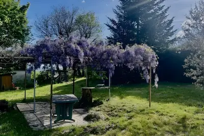Image de Chez Nana - Maison dans le Gard avec terrasse privée, jardin et climatisation