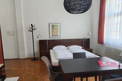 Image de Bright Studio Apartment in Konstanz