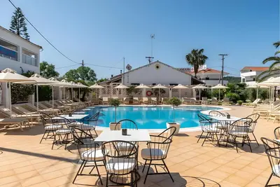 Image de Appartement 'Metaxa One-Bedroom 2' avec piscine partagée, Wi-Fi et climatisation