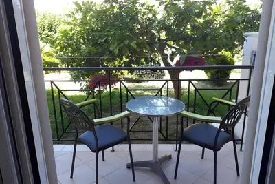 Image de Appartement 'Metaxa One-Bedroom 5' avec piscine partagée, Wi-Fi et climatisation