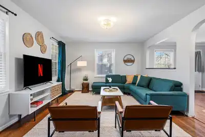 Chic 3br Retreat•Firepit•Minutes to Nc State