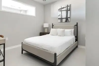 Image de Landing | Chic 2bd in Fountain Heights