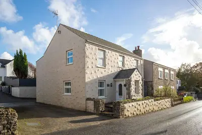 Image de Daisy Cottage - St Florence, Parking,