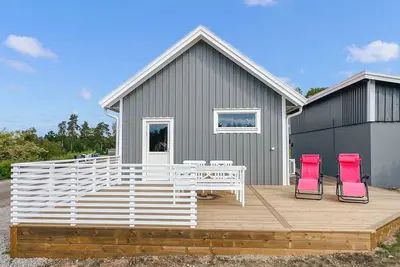 Image de Superbe maison à Mariestad avec Wi-Fi