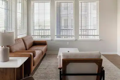 Image de Landing | Amazing 2bd, Pool, Gym