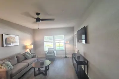 Image de Landing | Stunning 3bd, Pool, Gym