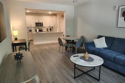 Image de Landing | Beautiful 3bd, Gym, Pool