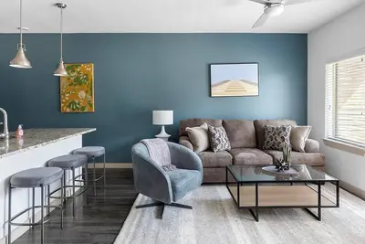 Image de Landing | Amazing 1bd, Gym, Pool