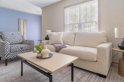 Image de Landing | Stylish 2bd, Tennis Court, Clubhouse