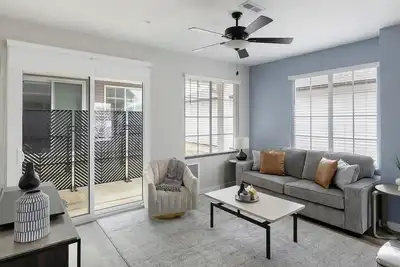 Image de Landing | Chic 2bd, Pool, Clubhouse