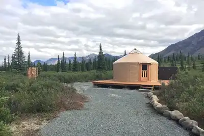 Image de Experience Alaska Yurt Rental near Denali Park in Alaska