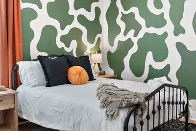 Image de Luxury Modern Stay • Central Location • Stylish 2-Bedroom Apt