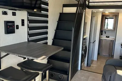 Image de Coyote Crossing Tiny Home