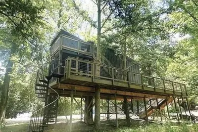 Image de Treehouse 3 - Treehouses at Starved Rock