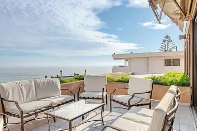 Image de Modern Ocean View Flat | Short Walk to the Beach