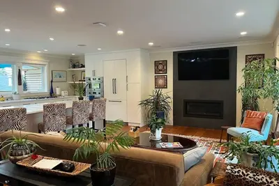 Image de Warm Family Retreat in the Heart of Coquitlam