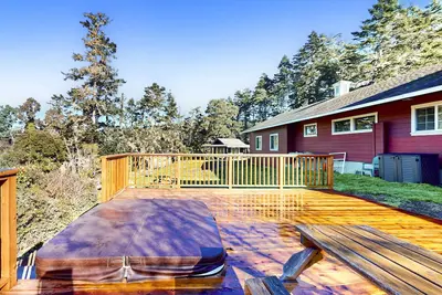 Image de Mendocino Lodge with Hot Tub and Fireplace