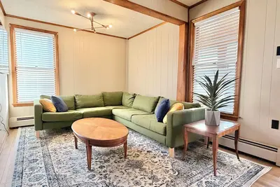 Image de Darling family friendly home minutes from All Star Village - walk to Main Street