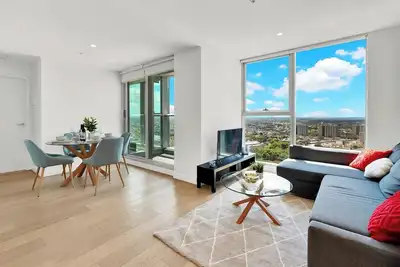 Image de Extravagant Views - Bright & Spacious Cbd Escape