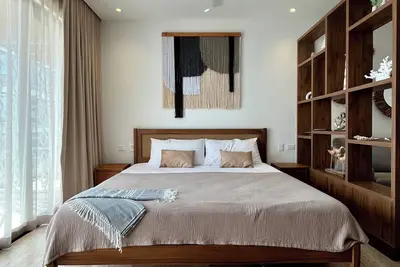 Image de Great location! beach restaurants stores and entertainment enjoy Pdc within walking distance.