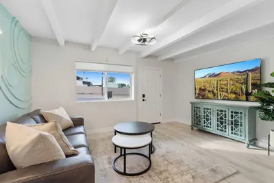 Image de Mtn-View 'Suncadia' Home Near Phoenix Hiking!