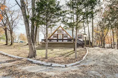 Image de 5 Mi to Old Odessa: Cabin w/ Deck & Rural Views