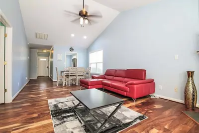 Image de The Med Traveler's Oasis