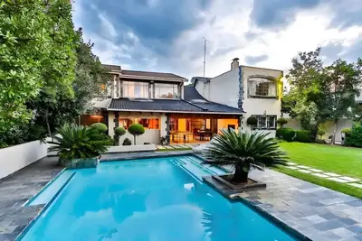 Image de 6-bedroom bed & breakfast in awesome Sandton with Ac