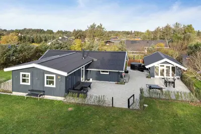 Image de Holiday Paradise near Grønhøj Beach