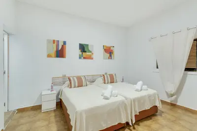 Image de Chambre 4 avec terrasse partagée et Wi-Fi