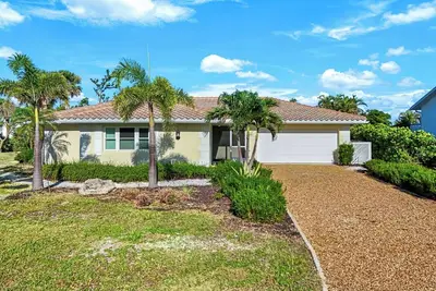 Image de Fabulous 3-bedroom totally remodeled home on beautiful Sanibel Island!