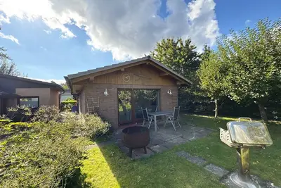 Image de Bungalow in the garden - Bungalow in the garden - Comfortable vacation home with terrace