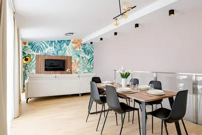 D52/6 2 bedrooms apartmant