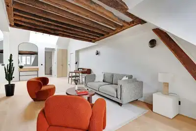 A Breathtaking 2-Br 2 Ba in St-Germain-des-Près