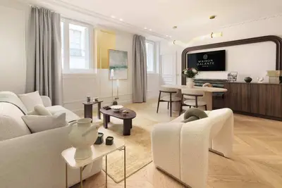 Un Raffiné 1-Ch avec Services à Louvre