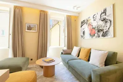 Image de Un Magnifique 1-Ch dans le centre de Saint-Tropez